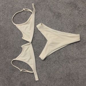 ONEONE SWIM CREAM BIKINI SIZE SMALL